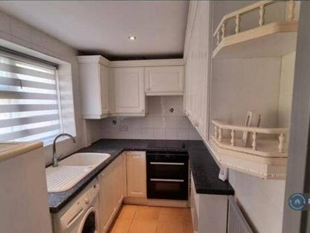 House for rent in Frinton and Walton, Dale Hill