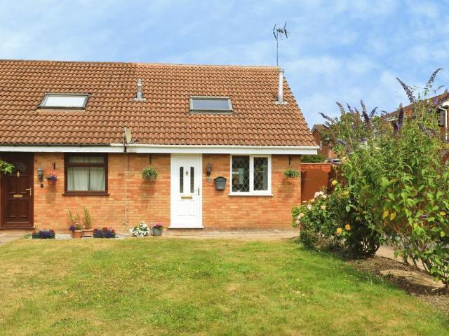 Bungalow for sale in Perton, Great Chatwell