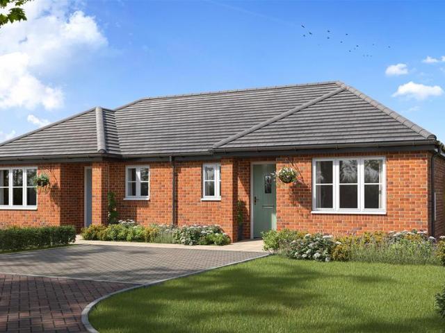 Bungalow for sale in Tunnel Hill, Forthampton