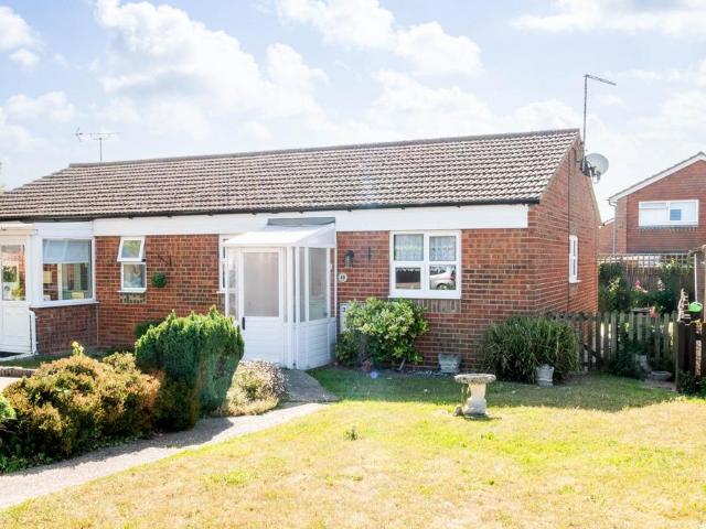 Bungalow for sale in Beltinge, The Bridge