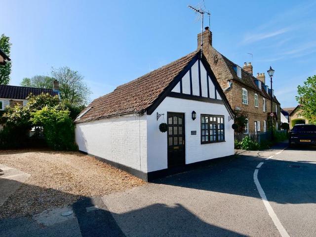 Bungalow for sale in Houghton and Wyton, Huntingdon