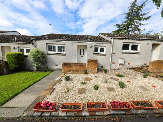 Bungalow for sale in Pitteuchar, Caskieberran