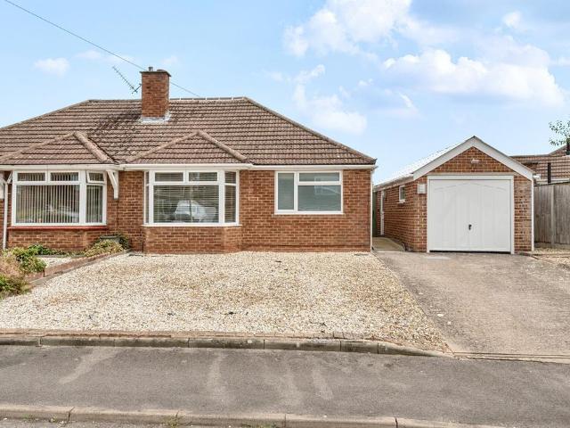 Bungalow for sale in Wotton, Gloucester