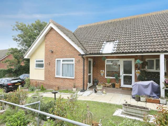 Bungalow for sale in Chalkwell, Oad Street