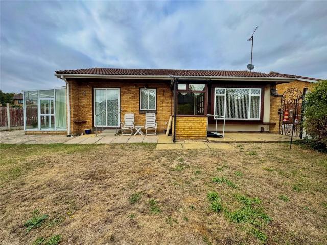 Bungalow for sale in Vange, Essex