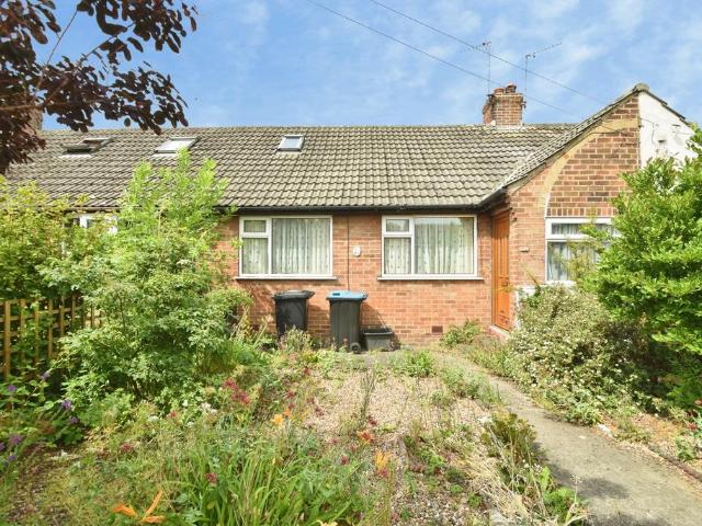 Bungalow for sale in Calcutt, Knaresborough