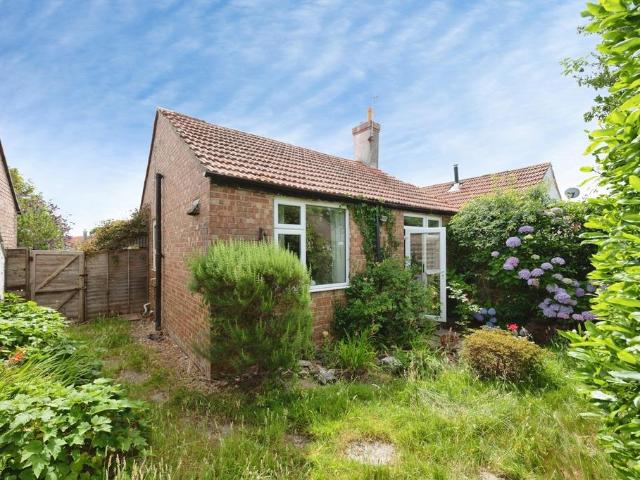 Bungalow for sale in Spring Vale, Hampshire