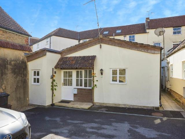 Bungalow for sale in Frome