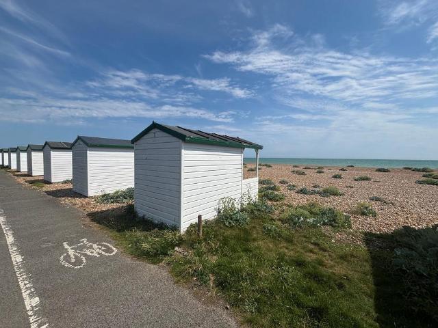 Bungalow for sale in Glyne Gap, Heathlands