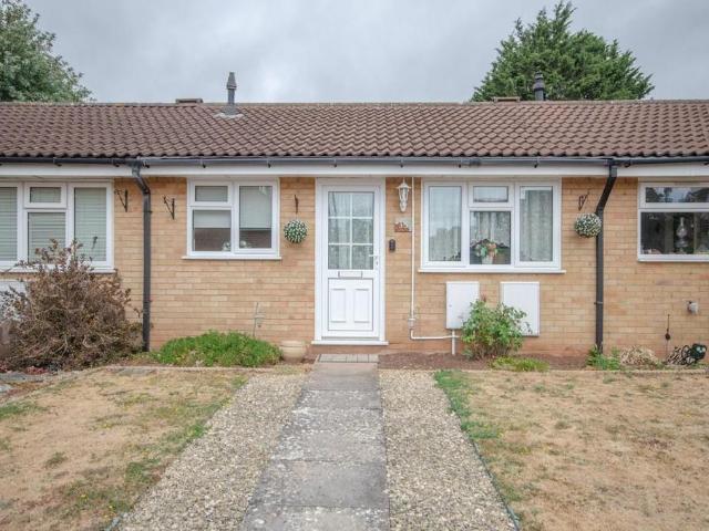 Bungalow for sale in Feckenham, City Of Bristol