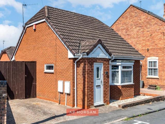Bungalow for sale in Stourbridge, West Midlands