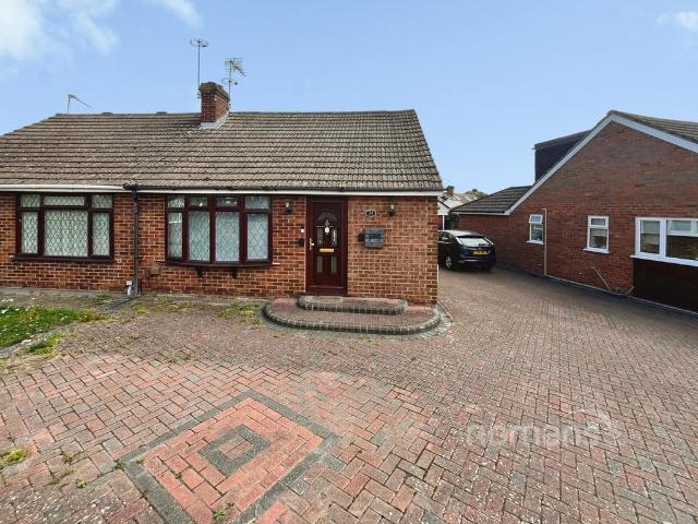 Bungalow for sale in North Town, Maidenhead