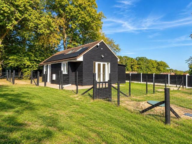 Bungalow for sale in Ulcombe, Maidstone