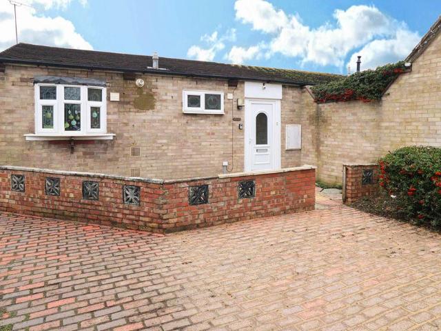 Bungalow for sale in Vange, Isle Of Man