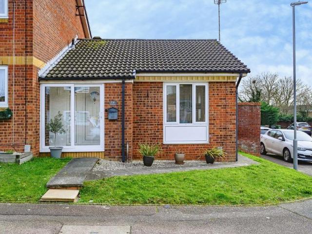 Bungalow for sale in Luton