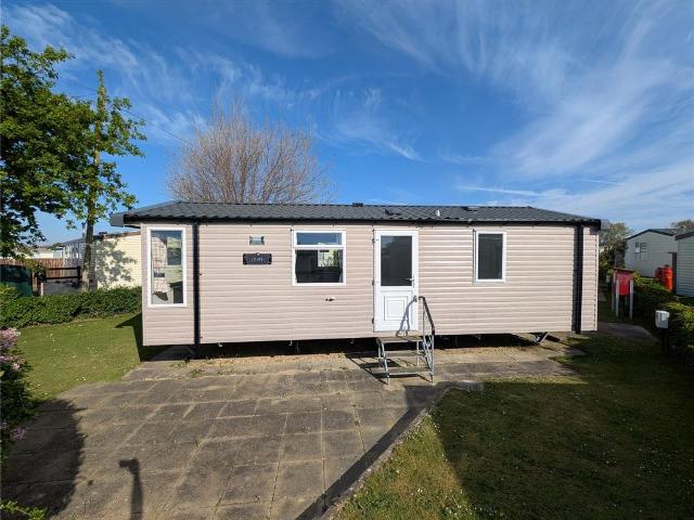 Bungalow for sale in Spring Vale, Hampshire