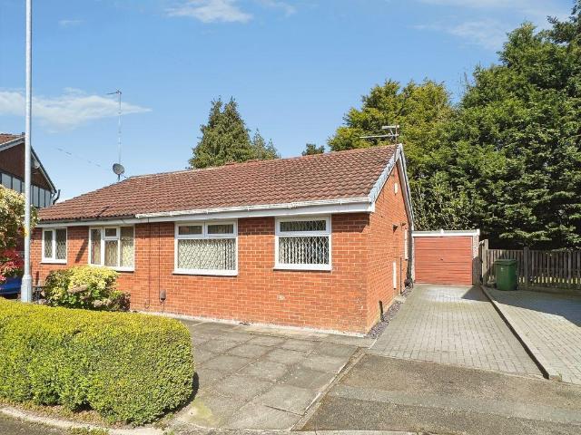 Bungalow for sale in Burnden, Lee Bank