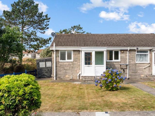 Bungalow for sale