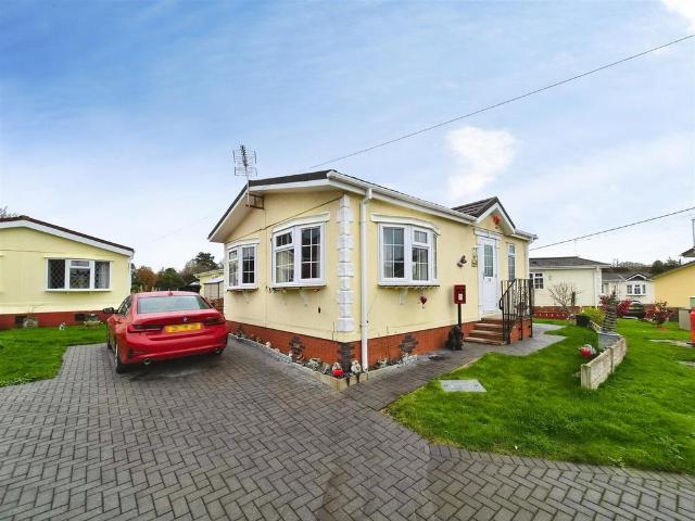 Bungalow for sale in Haslington, Wheelock