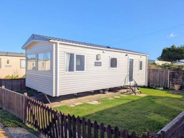 Bungalow for sale in Spring Vale, Hampshire