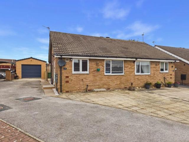 Bungalow for sale in Austhorpe, West Yorkshire