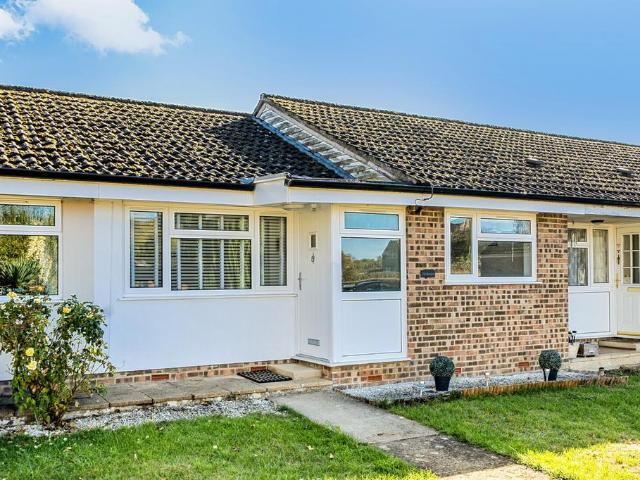 Bungalow for sale in Wendlebury, Cherwell