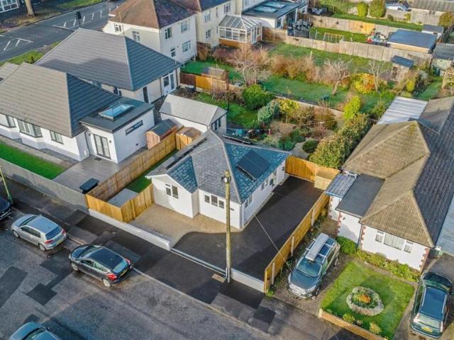 Bungalow for sale in Throop, Bournemouth