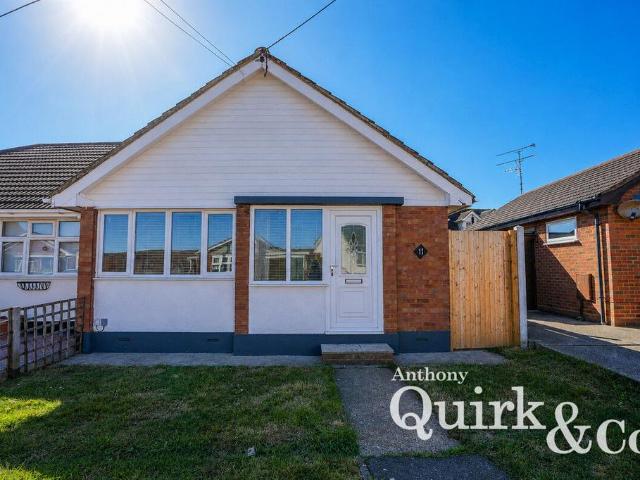 Bungalow for sale in Leigh Beck, Essex
