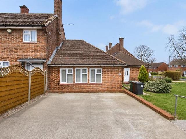Bungalow for sale in Elstree and Borehamwood, Borehamwood