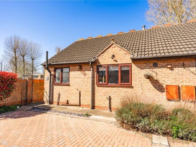 Bungalow for sale in Healing, North East Lincolnshire