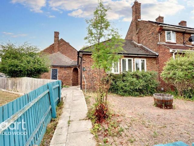 Bungalow for sale in Harold Wood, Greater London