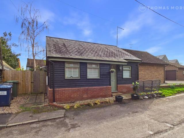 Bungalow for sale in Arrington, Cambridgeshire