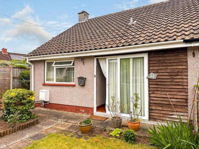 Bungalow for sale in Nailsea, North Somerset
