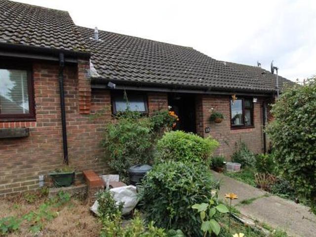 House for sale in Clapgate, Navestock Side