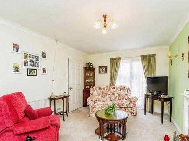 House for sale in Crowthorne