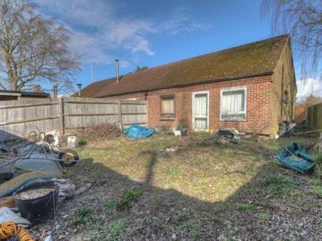 House for sale in Fole, Surrey