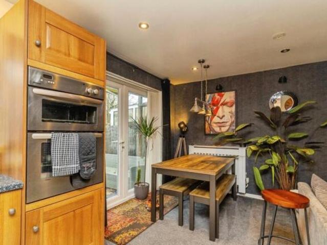 Bungalow for sale