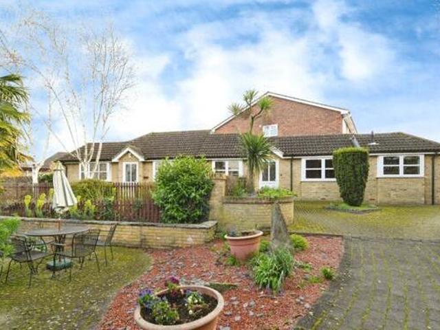 House for sale in Alton Barnes, Essex