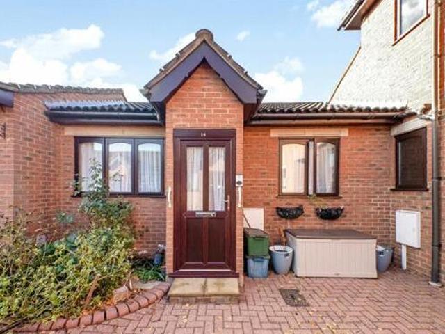 House for sale in London Borough of Croydon, Thornton Heath