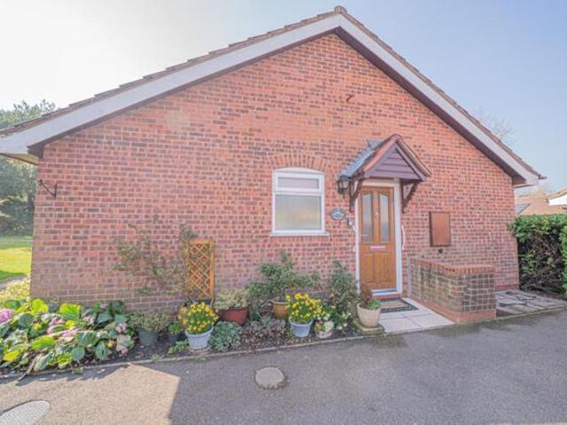 Bungalow for sale in Solihull, Dorridge