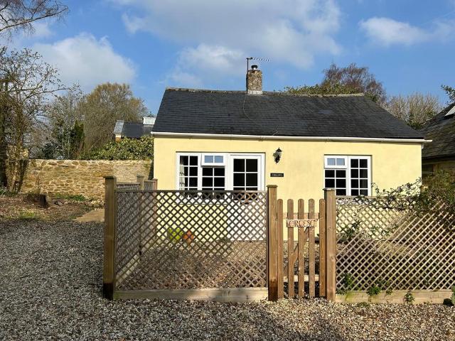 Bungalow for rent in Little Coxwell, Dromore