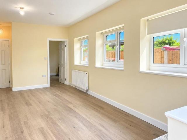House for rent in The Hale, Greater London