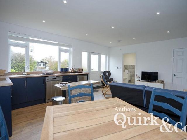 House for rent in Stroud Green, Barling