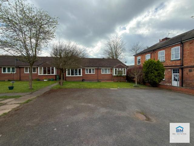 Bungalow for rent in Oadby, Leicestershire