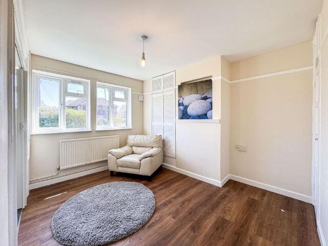 House for rent in Elstree and Borehamwood, Borehamwood