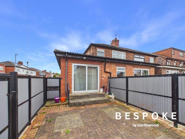 Bungalow for rent in Georgia, Greater Manchester