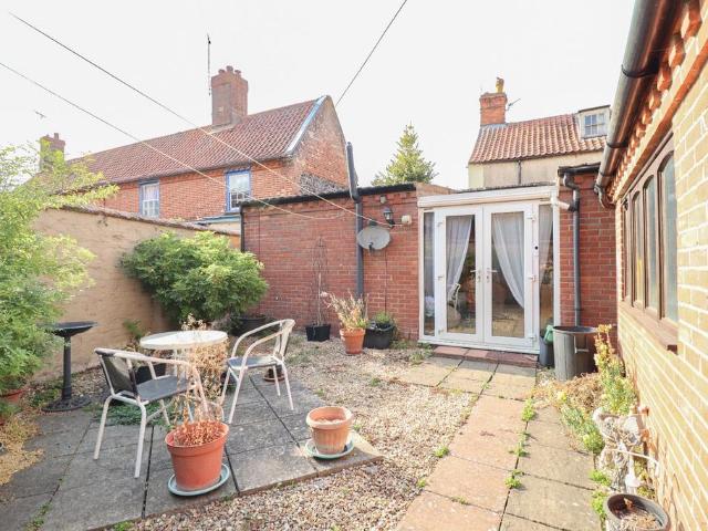 Bungalow for rent in East Tuddenham, Norfolk