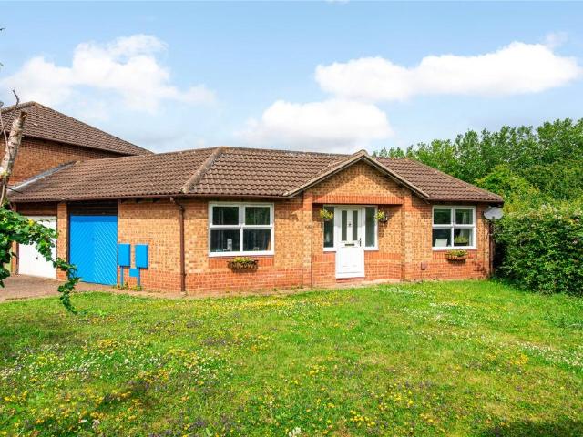 Bungalow for rent in Milton Keynes