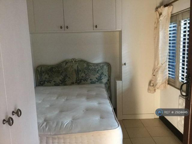 House for rent in Cayton