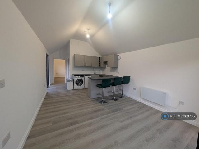 Bungalow for rent in Highfields Caldecote, South Cambridgeshire
